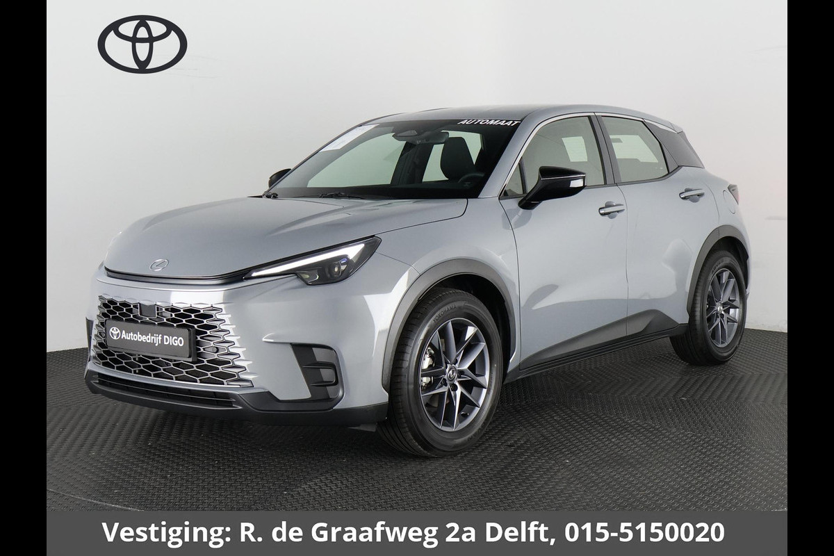Lexus LBX Business Line Pro 2WD | Dodehoek detectie | Stuur- & Stoelverwarming | Navigatie | Parkeersensoren Lexus LBX Business Line Pro 2WD | Dodehoek detectie | Stuur- & Stoelverwarming | Navigatie | Parkeersensoren