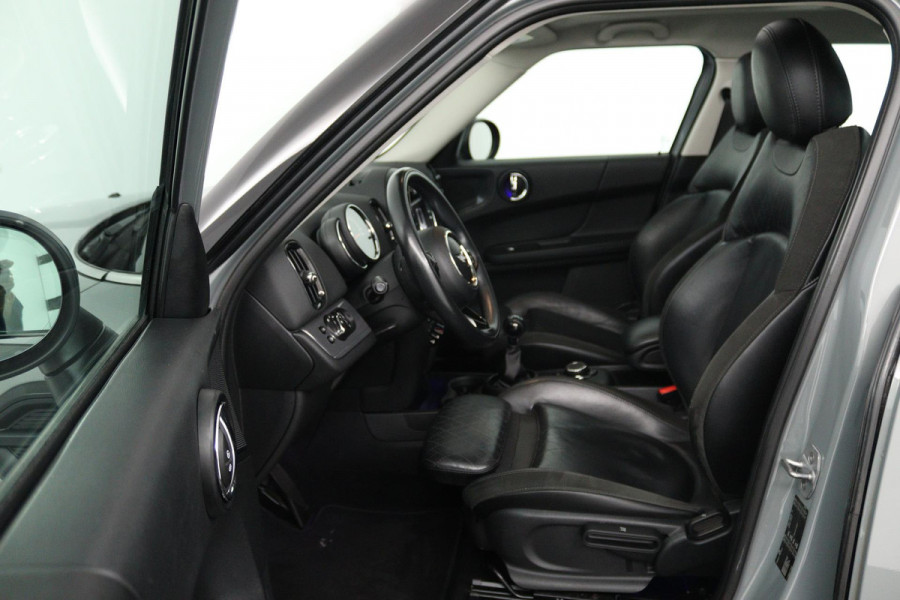 MINI Countryman 1.5 Cooper Chili (PANORAMADAK, STOELVERWARMING, ACHTERUITRIJCAMERA, CRUISE CONTROL, SFEER, HEAD-UP DISPLAY)