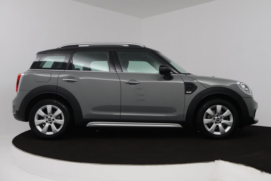 MINI Countryman 1.5 Cooper Chili (PANORAMADAK, STOELVERWARMING, ACHTERUITRIJCAMERA, CRUISE CONTROL, SFEER, HEAD-UP DISPLAY)
