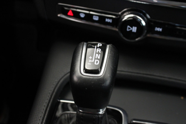 Volvo V90 Cross Country 2.0 T5 90th Anniversary Edition