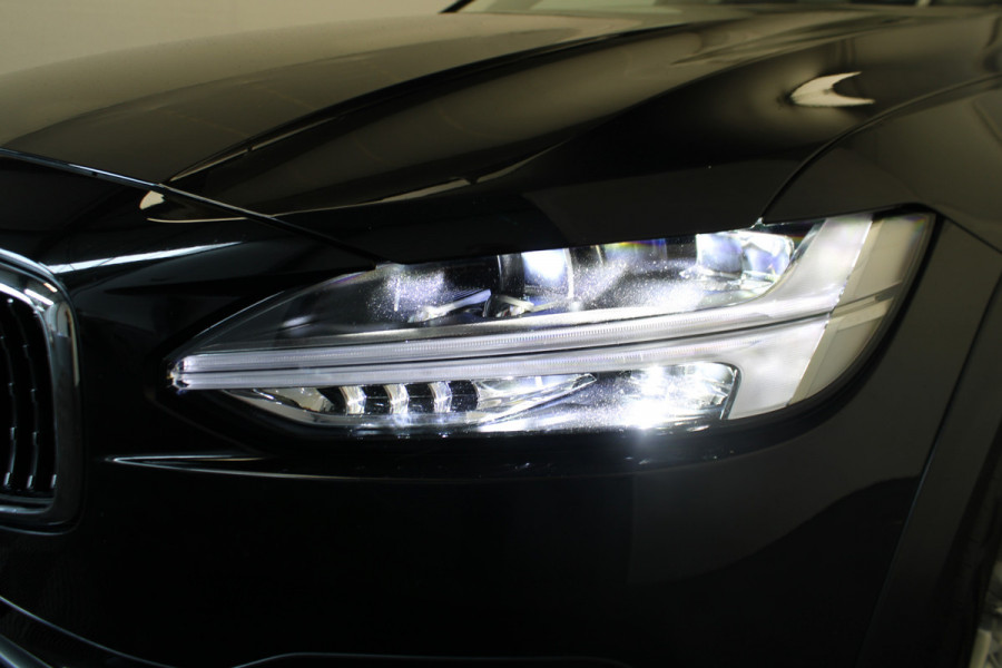 Volvo V90 Cross Country 2.0 T5 90th Anniversary Edition