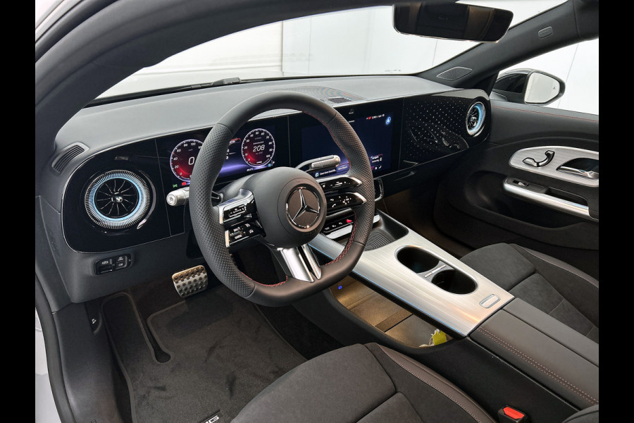 Mercedes-Benz CLA-Klasse 250+ Launch Edition 85 kWh | Trekhaak | Adaptieve Cruise Control | Nightpakket | Memorypakket voorstoelen | Warmtepomp | MULTIBEAM LED | 19 inch AMG velgen |
