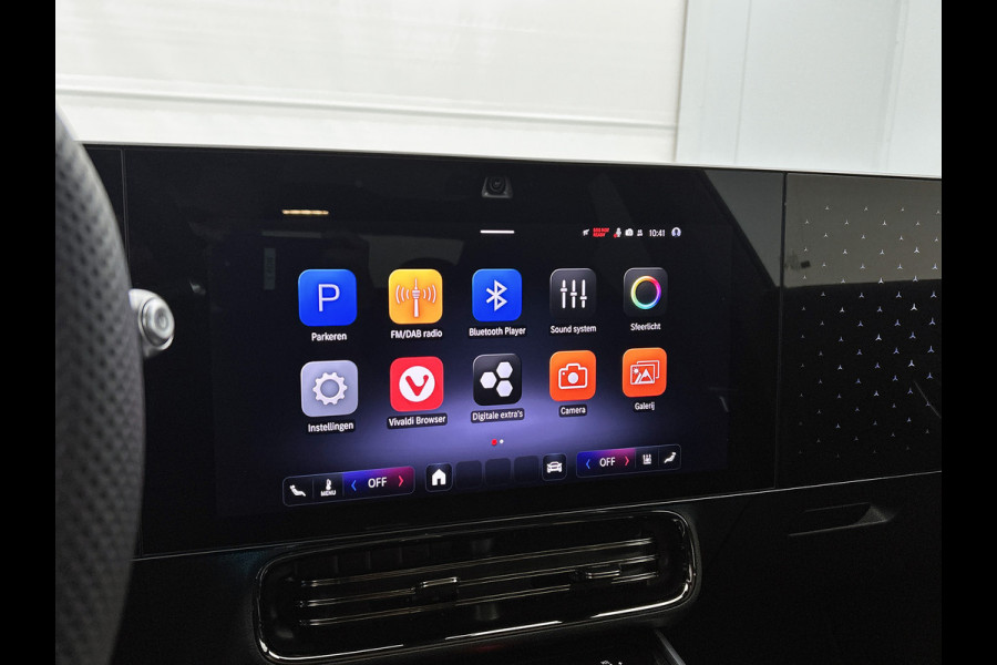 Mercedes-Benz CLA-Klasse 250+ Launch Edition 85 kWh | Trekhaak | Adaptieve Cruise Control | Nightpakket | Memorypakket voorstoelen | Warmtepomp | MULTIBEAM LED | 19 inch AMG velgen |