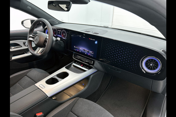 Mercedes-Benz CLA-Klasse 250+ Launch Edition 85 kWh | Trekhaak | Adaptieve Cruise Control | Nightpakket | Memorypakket voorstoelen | Warmtepomp | MULTIBEAM LED | 19 inch AMG velgen |