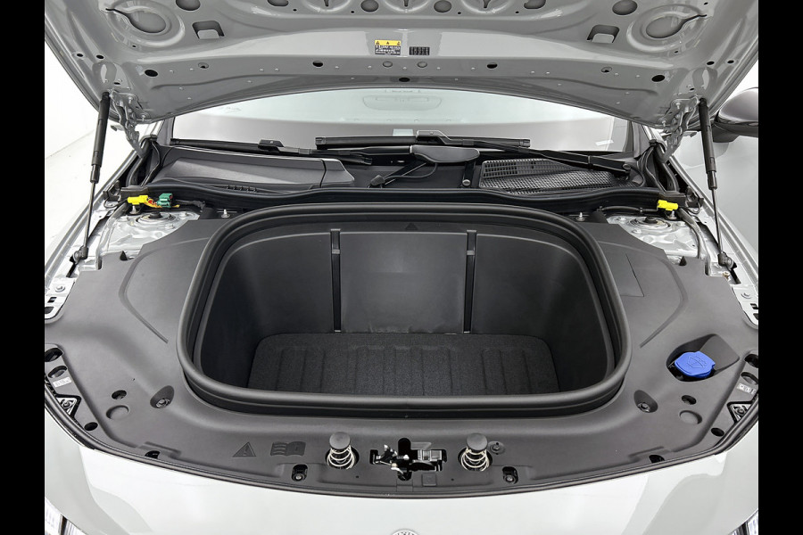 Mercedes-Benz CLA-Klasse 250+ Launch Edition 85 kWh | Trekhaak | Adaptieve Cruise Control | Nightpakket | Memorypakket voorstoelen | Warmtepomp | MULTIBEAM LED | 19 inch AMG velgen |