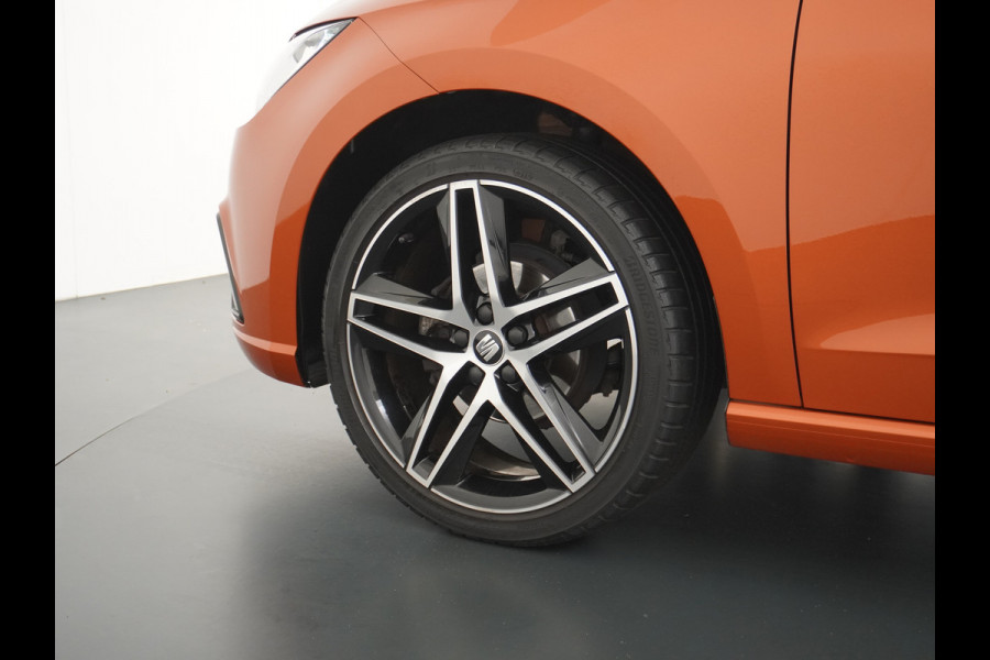 Seat Ibiza 1.0TGI 90PK CNG Bi-Fuel Aardgas FR Apple Carplay Android Auto Navi Ecc Cruise Control Draadloze telefoonlader DAB+ Full-link Lmv 18" Led App Connect Licht-/regensensor Benzine Aardgas CNG Bi-Fuel