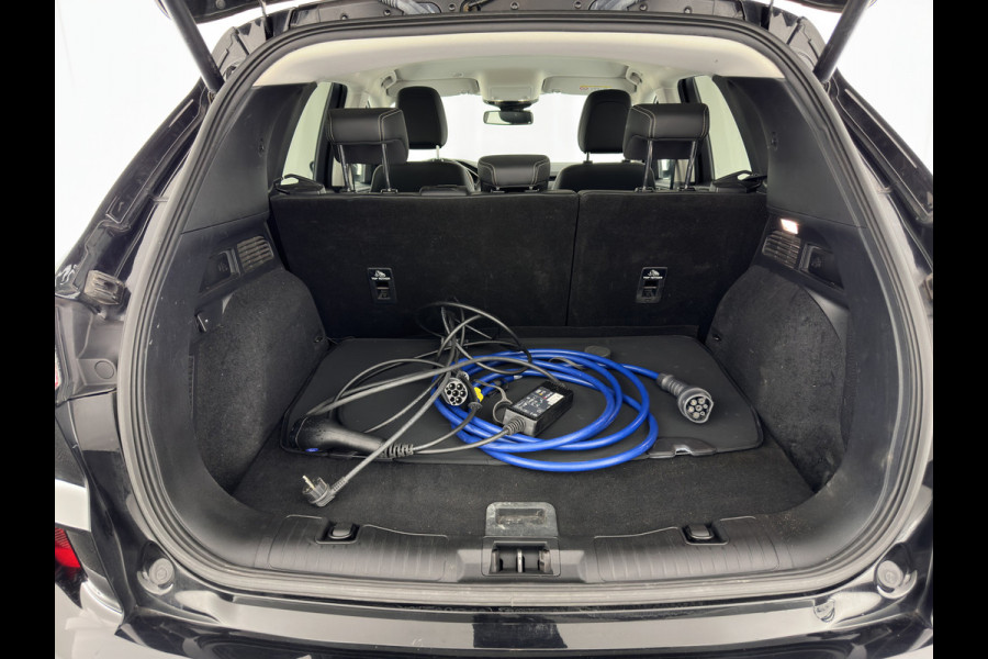 Ford Kuga 2.5 PHEV Vignale (INCL-BTW) Aut. *LUXURY-LEATHER | DIGI-COCKPIT | FULL-LED | BANG/OLUFSEN-AUDIO |  HEAD-UP | KEYLESS | DAB | CARPLAY | NAVI-FULLMAP | MEMORY-PACK | BLINDSPOT | COMFORT-SEATS | LANE-ASSIST | ..