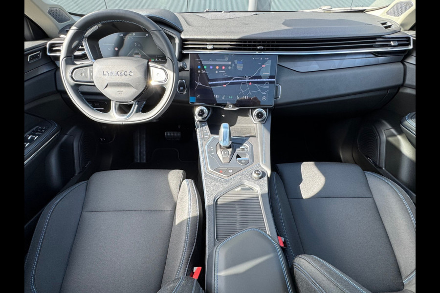 Lynk & Co 01 1.5 * Panorama * Stoelverwarming * Navigatie * Side Assist