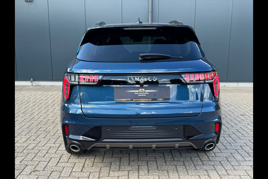 Lynk & Co 01 1.5 * Panorama * Stoelverwarming * Navigatie * Side Assist