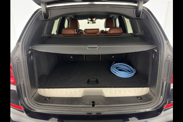 BMW X3 xDrive30e eDrive Edition M-Sportpack (INCL-BTW) *LUXURY-LEATHER | FULL-LED | DIGI-COCKPIT | HIFI-SOUND | CARPLAY | DAB+ | HEATED-SPORTSEATS | AMBIENT-LIGHT | TOWBAR  | PRIVACY-GLASS | CARPLAY | SHIFT-PADDLES |  21''ALU*