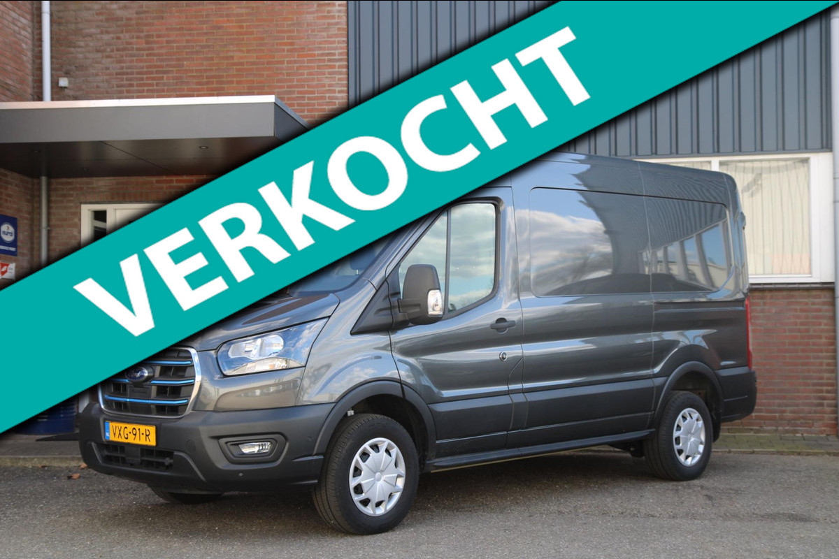 Ford E-Transit 350 L2H2 Trend 68 kWh / Camera / App connect / BLIS Ford E-Transit 350 L2H2 Trend 68 kWh / Camera / App connect / BLIS