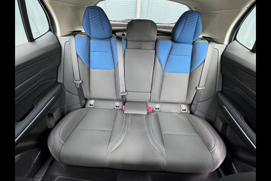 Lynk & Co 01 1.5 * Panorama * Stoelverwarming * Camera * Side Assist *