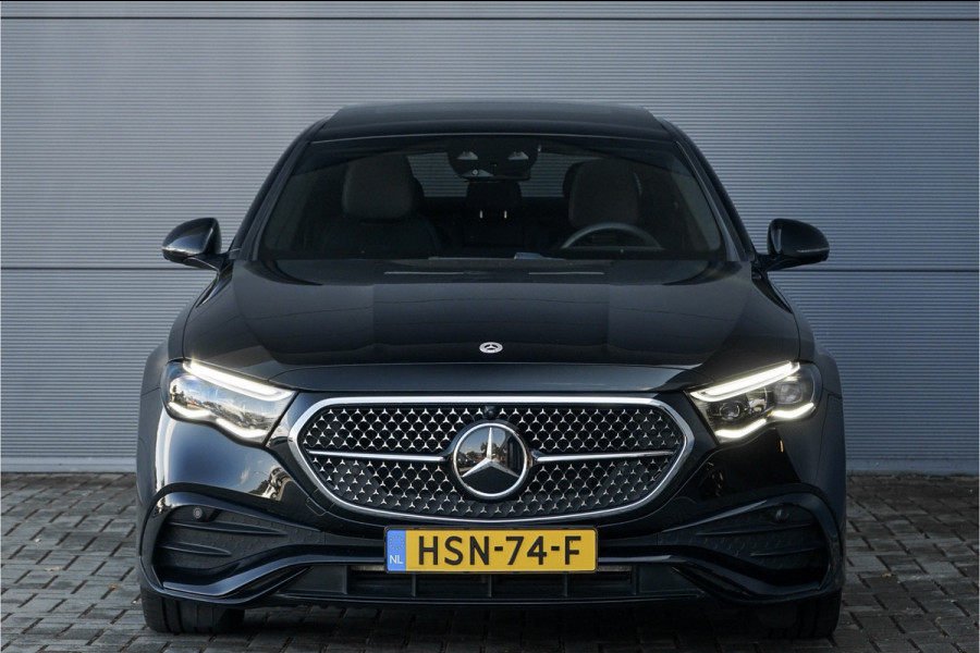 Mercedes-Benz E-Klasse E220 D 4M AMG Night Pano Luchtvering Trekhaak Fabrieksgarantie