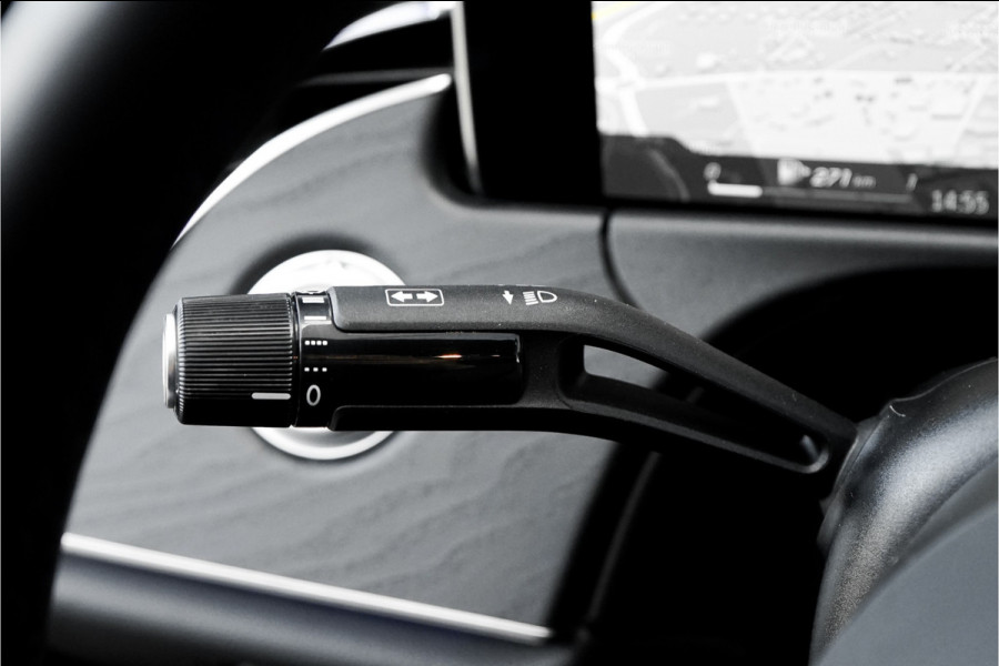 Mercedes-Benz E-Klasse E220 D 4M AMG Night Pano Luchtvering Trekhaak Fabrieksgarantie