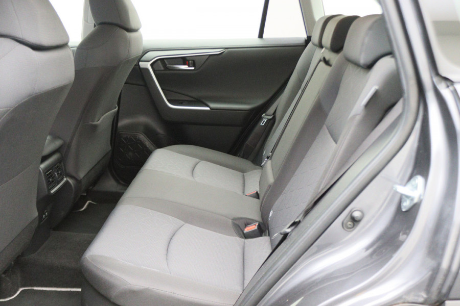 Toyota RAV4 2.5 Hybrid Active Camera, ACC, LED, Apple Carplay, Lane Assist, Climate, DAB