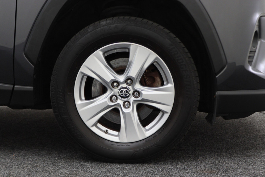 Toyota RAV4 2.5 Hybrid Active Camera, ACC, LED, Apple Carplay, Lane Assist, Climate, DAB