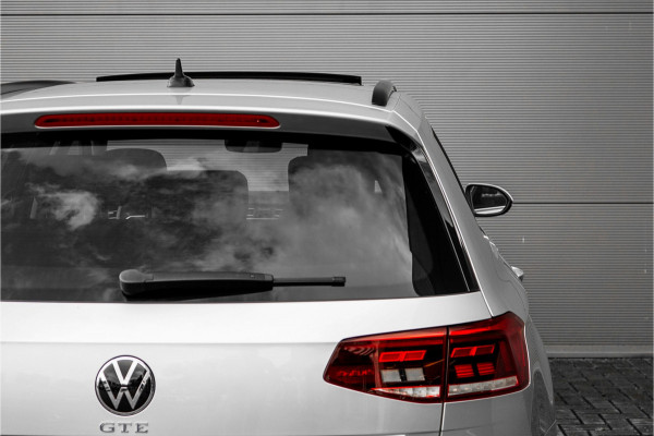 Volkswagen Passat Variant 1.4 TSI PHEV GTE Business Pano ACC Alcantara Stoelen