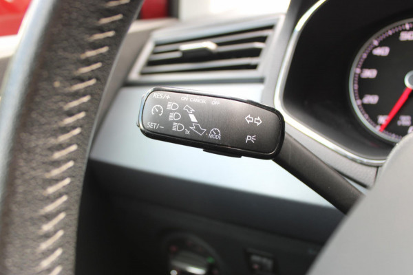 Seat Arona 1.0 TSI Style Launch Edition / CARPLAY / PDC