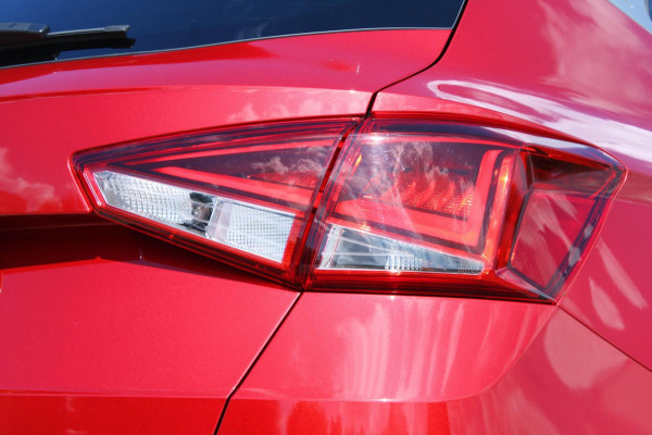 Seat Arona 1.0 TSI Style Launch Edition / CARPLAY / PDC