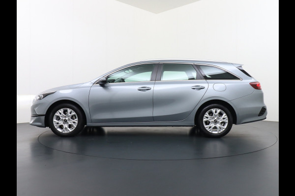Kia Ceed Sportswagon 1.0 T-GDi 120PK Apple Carplay Android Auto Navi Ecc Camera Adap.Cruise Pdc DAB DynamicLine Spoorassistent activ Lmv 16" Connected services Bluetooth Led Regen-Lichtsensor Origineel Nederlandse Auto