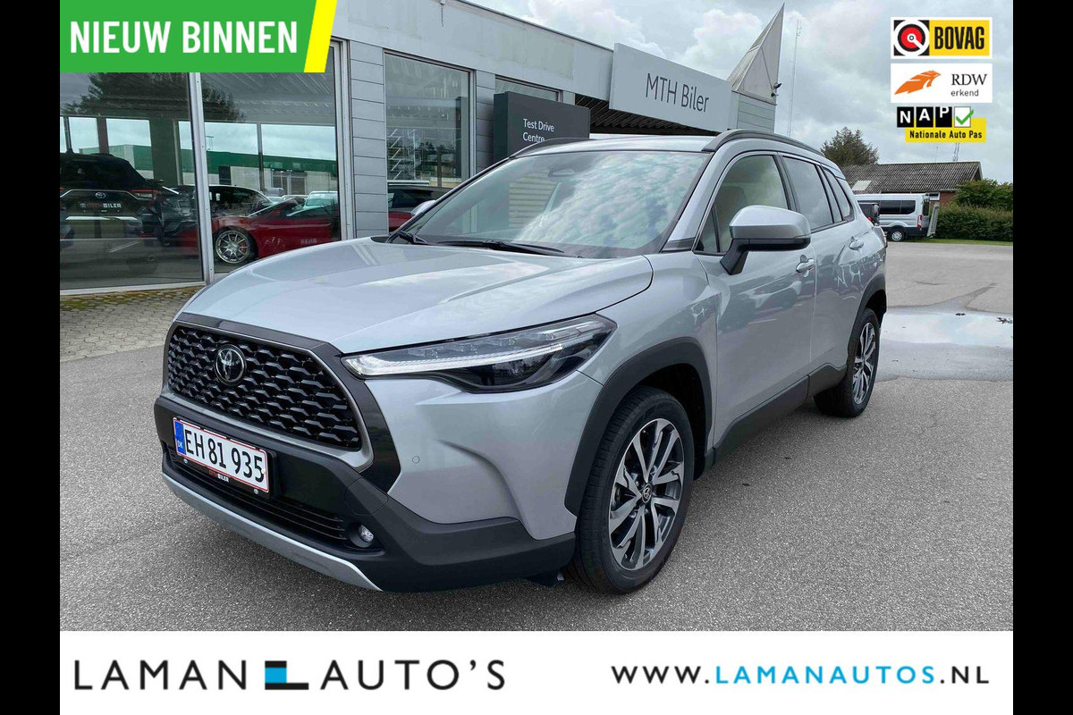 Toyota Corolla Cross Hybrid 140pk Style Premium 2025 | CarPlay Stuur- en stoelverwarming ECC ACC 18" LMV PDC Camera BSM Metallic | Hybrid Voorschoten Toyota Corolla Cross Hybrid 140pk Style Premium 2025 | CarPlay Stuur- en stoelverwarming ECC ACC 18" LMV PDC Camera BSM Metallic | Hybrid Voorschoten
