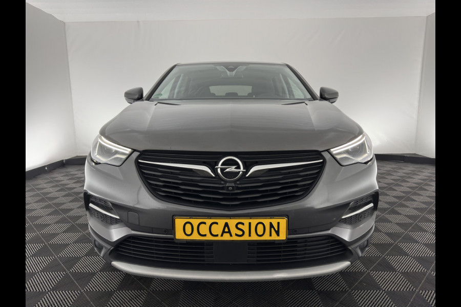 Opel Grandland X 1.5 CDTi Business Edition (INCL-BTW) Aut. *LEATHER-FABRIC | FULL-LED | NAVI-FULLMAP | BLIND-SPOT | HEATED-COMFORTSEATS | CAMERA | DAB+ | ECC | PRIVACY-GLASS | PDC | AMBIENT-LIGHT | CRUISE | 18''ALU*