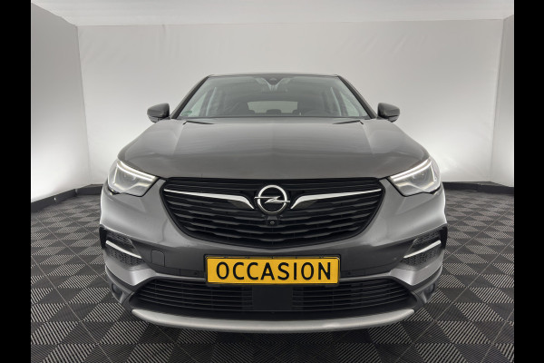 Opel Grandland X 1.5 CDTi Business Edition (INCL-BTW) Aut. *LEATHER-FABRIC | FULL-LED | NAVI-FULLMAP | BLIND-SPOT | HEATED-COMFORTSEATS | CAMERA | DAB+ | ECC | PRIVACY-GLASS | PDC | AMBIENT-LIGHT | CRUISE | 18''ALU*