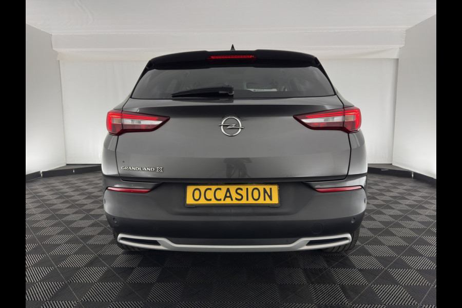 Opel Grandland X 1.5 CDTi Business Edition (INCL-BTW) Aut. *LEATHER-FABRIC | FULL-LED | NAVI-FULLMAP | BLIND-SPOT | HEATED-COMFORTSEATS | CAMERA | DAB+ | ECC | PRIVACY-GLASS | PDC | AMBIENT-LIGHT | CRUISE | 18''ALU*