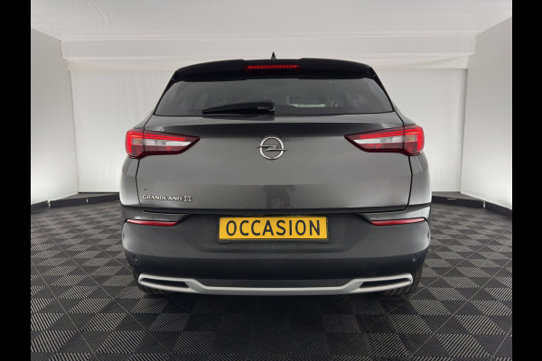 Opel Grandland X 1.5 CDTi Business Edition (INCL-BTW) Aut. *LEATHER-FABRIC | FULL-LED | NAVI-FULLMAP | BLIND-SPOT | HEATED-COMFORTSEATS | CAMERA | DAB+ | ECC | PRIVACY-GLASS | PDC | AMBIENT-LIGHT | CRUISE | 18''ALU*