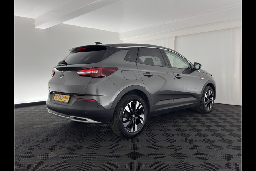 Opel Grandland X 1.5 CDTi Business Edition (INCL-BTW) Aut. *LEATHER-FABRIC | FULL-LED | NAVI-FULLMAP | BLIND-SPOT | HEATED-COMFORTSEATS | CAMERA | DAB+ | ECC | PRIVACY-GLASS | PDC | AMBIENT-LIGHT | CRUISE | 18''ALU*