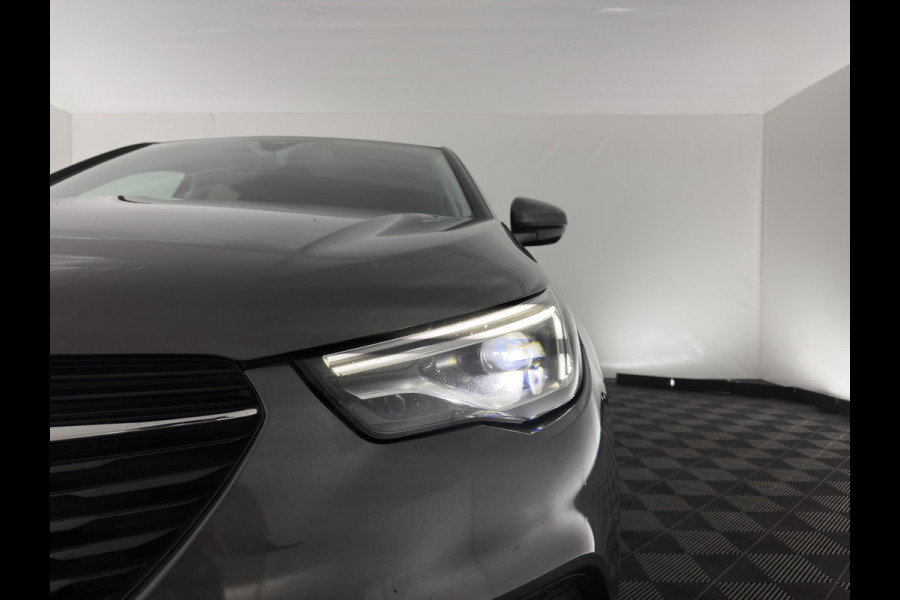 Opel Grandland X 1.5 CDTi Business Edition (INCL-BTW) Aut. *LEATHER-FABRIC | FULL-LED | NAVI-FULLMAP | BLIND-SPOT | HEATED-COMFORTSEATS | CAMERA | DAB+ | ECC | PRIVACY-GLASS | PDC | AMBIENT-LIGHT | CRUISE | 18''ALU*