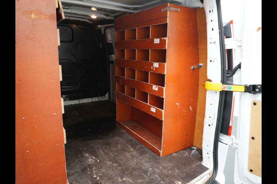 Ford Transit Custom 280 2.0TDCI 3-Persoons Airco Pdc-v+a Trekhaak Cruise Control Voorruitverwarming Trend Regen-Lichtsensor Betonplex Vloer Kastinrichting/Wandbetimmering Schuifdeur Euro 6 360NM Koppel 2.350Kg trekvermogen Zeer Compleet!