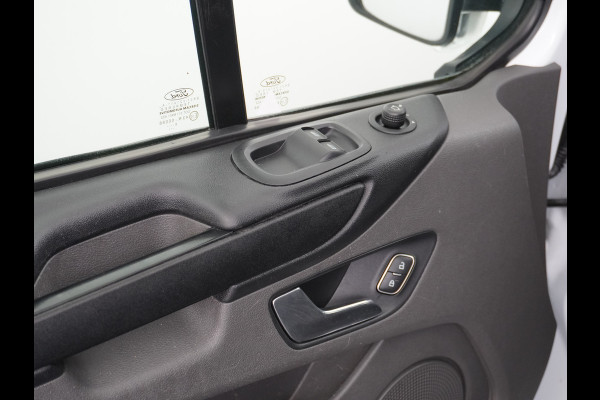 Ford Transit Custom 280 2.0TDCI 3-Persoons Airco Pdc-v+a Trekhaak Cruise Control Voorruitverwarming Trend Regen-Lichtsensor Betonplex Vloer Kastinrichting/Wandbetimmering Schuifdeur Euro 6 360NM Koppel 2.350Kg trekvermogen Zeer Compleet!