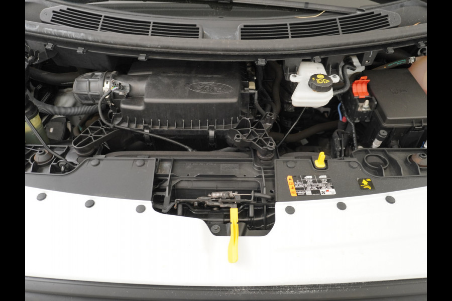 Ford Transit Custom 280 2.0TDCI 3-Persoons Airco Pdc-v+a Trekhaak Cruise Control Voorruitverwarming Trend Regen-Lichtsensor Betonplex Vloer Kastinrichting/Wandbetimmering Schuifdeur Euro 6 360NM Koppel 2.350Kg trekvermogen Zeer Compleet!