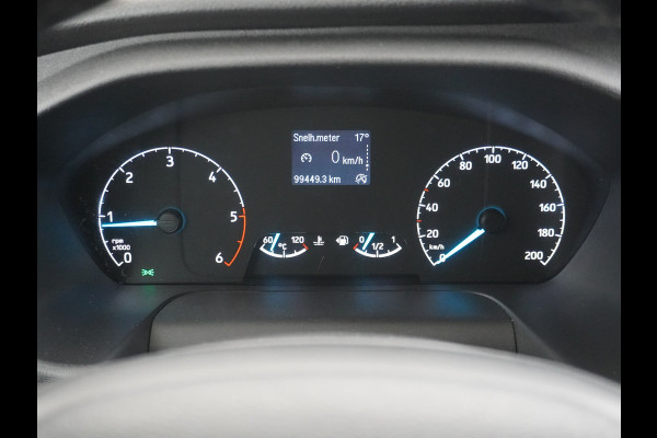 Ford Transit Custom 280 2.0TDCI 3-Persoons Airco Pdc-v+a Trekhaak Cruise Control Voorruitverwarming Trend Regen-Lichtsensor Betonplex Vloer Kastinrichting/Wandbetimmering Schuifdeur Euro 6 360NM Koppel 2.350Kg trekvermogen Zeer Compleet!