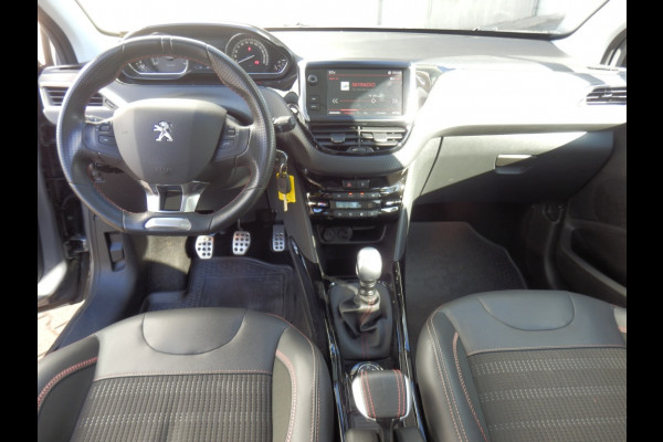 Peugeot 2008 1.2 PureTech GT-Line I 130 pk. I Panorama dak I Airco I Nav. I