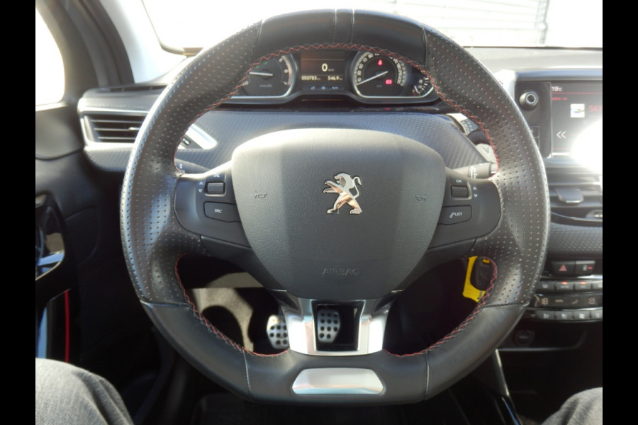 Peugeot 2008 1.2 PureTech GT-Line I 130 pk. I Panorama dak I Airco I Nav. I