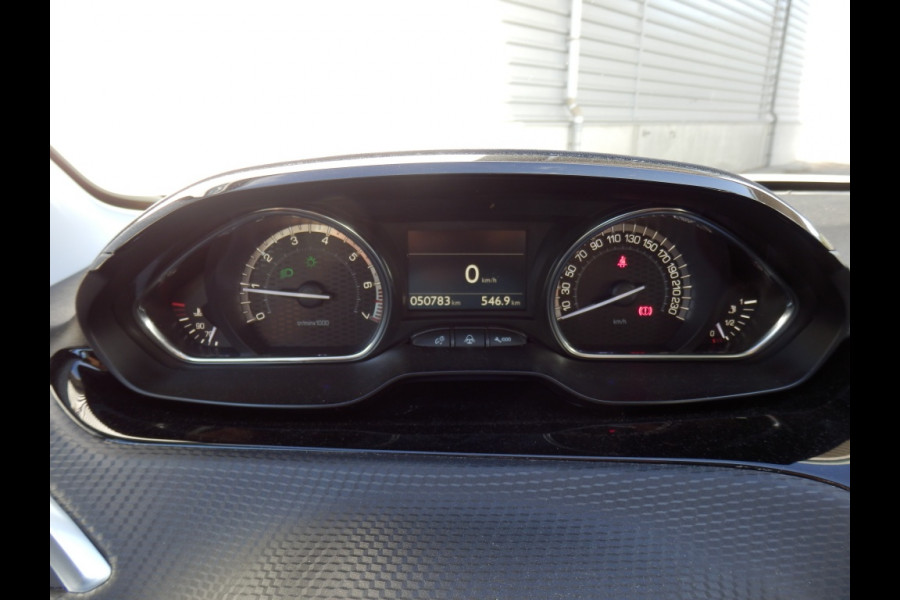 Peugeot 2008 1.2 PureTech GT-Line I 130 pk. I Panorama dak I Airco I Nav. I