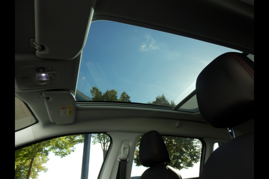 Peugeot 2008 1.2 PureTech GT-Line I 130 pk. I Panorama dak I Airco I Nav. I