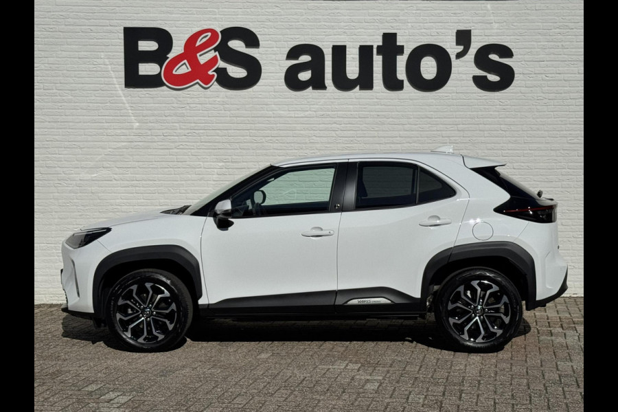 Toyota Yaris Cross 1.5 Hybrid Dynamic Fabrieksgarantie Adaptive cruise Climate control Stoel- en stuurverwarming Apple / Android