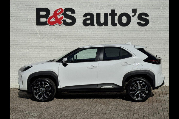 Toyota Yaris Cross 1.5 Hybrid Dynamic Fabrieksgarantie Adaptive cruise Climate control Stoel- en stuurverwarming Apple / Android