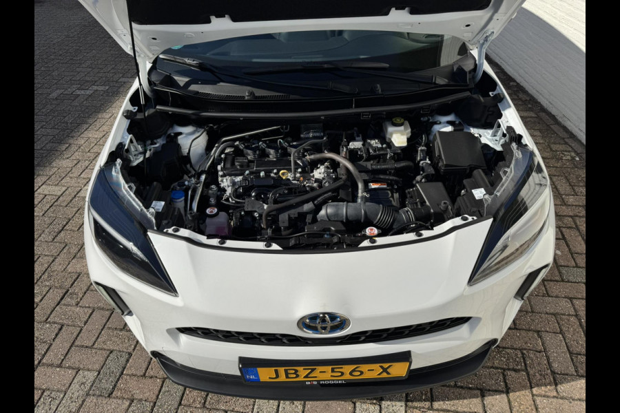 Toyota Yaris Cross 1.5 Hybrid Dynamic Fabrieksgarantie Adaptive cruise Climate control Stoel- en stuurverwarming Apple / Android