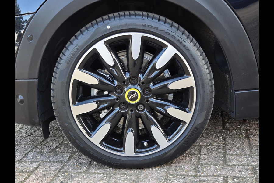 MINI Mini Electric Yours 33 kWh | PANORAMA | LEDER | HARMAN KARDON | SPORTSTOELEN | CAMERA |