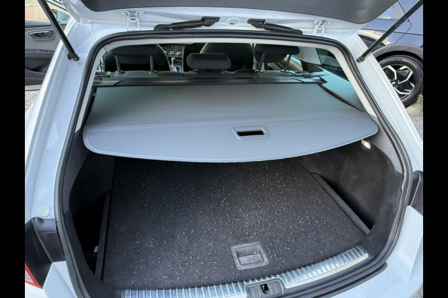 Seat León ST 1.0 EcoTSI Style Business Intense | Navigatie | Bluetooth | Climate Control
