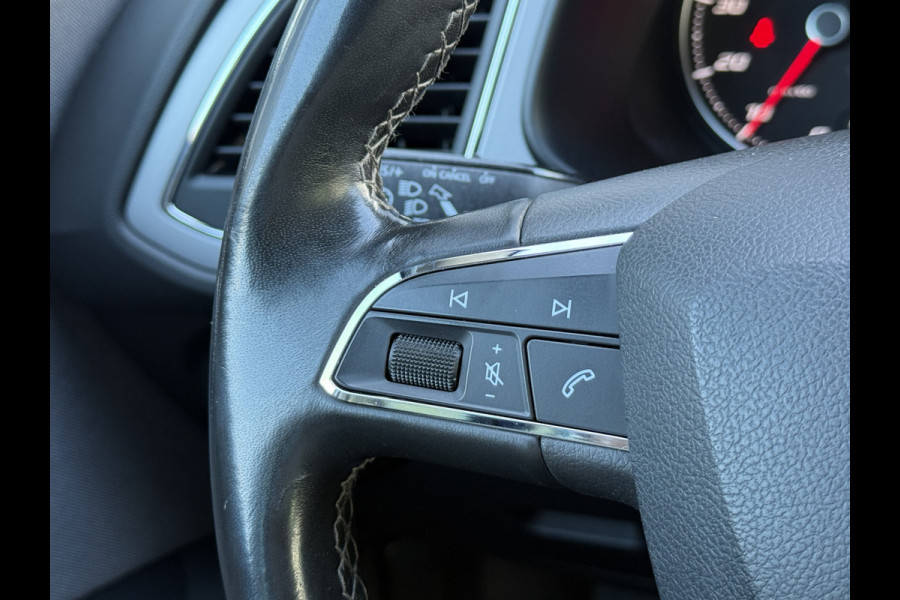 Seat León ST 1.0 EcoTSI Style Business Intense | Navigatie | Bluetooth | Climate Control