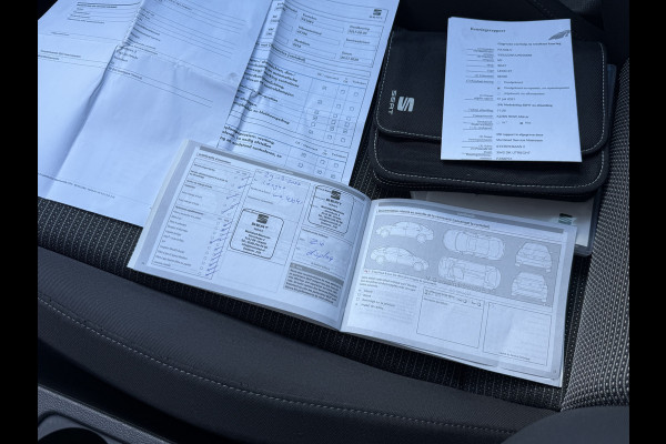 Seat León ST 1.0 EcoTSI Style Business Intense | Navigatie | Bluetooth | Climate Control