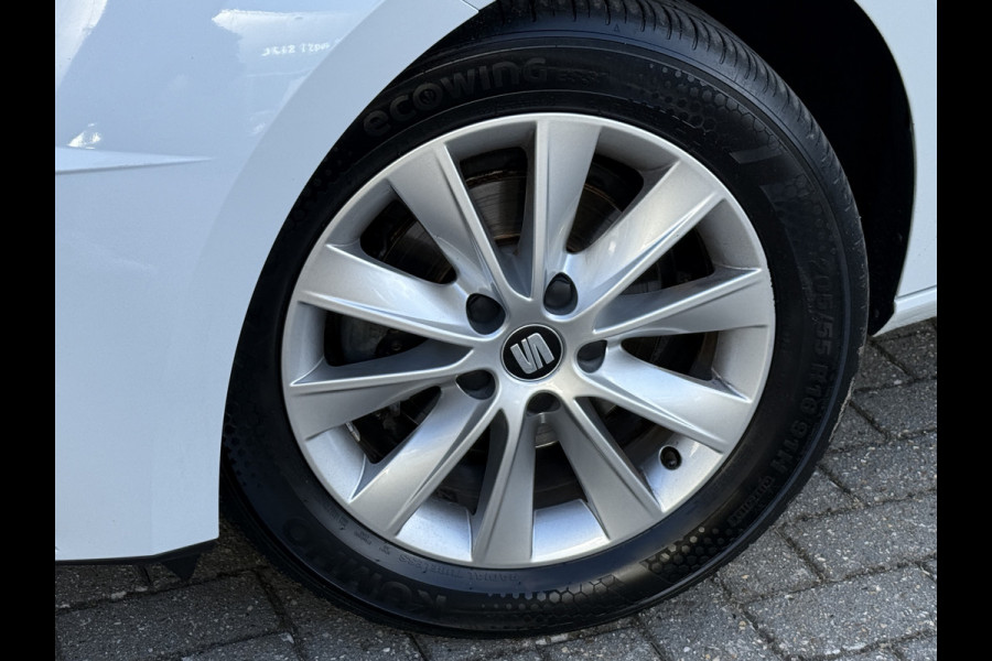 Seat León ST 1.0 EcoTSI Style Business Intense | Navigatie | Bluetooth | Climate Control