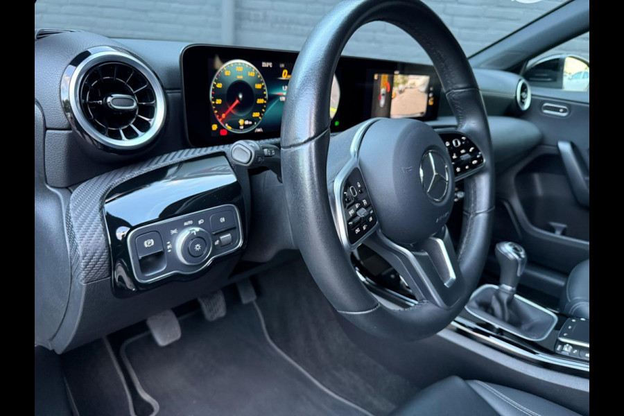 Mercedes-Benz A-Klasse 180 Business Solution AMG | STOEL VERW | CAMERA | CARPLAY | MULTI STUUR | NWE APK