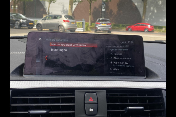 BMW 1-serie 118i Edition M Sport Shadow High Executive ORIGINEEL NEDERLANDSE AUTO MET NAP | VOLLEDIG LEDER + STOELVERWARMING| SCHUIFDAK | APPLE CARPLAY | XENON | RIJKLAAR MET 12 MAANDEN BOVAG GARANTIE!