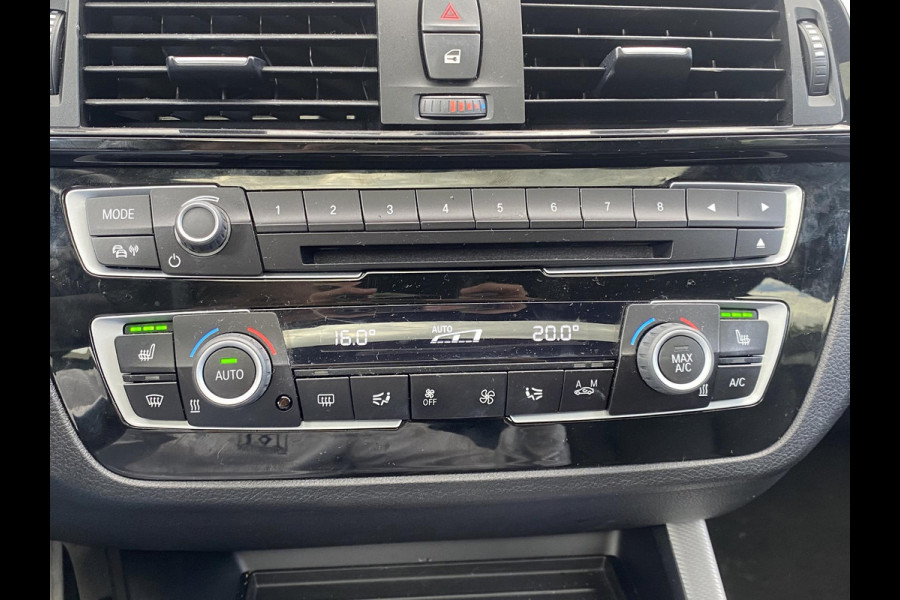 BMW 1-serie 118i Edition M Sport Shadow High Executive ORIGINEEL NEDERLANDSE AUTO MET NAP | VOLLEDIG LEDER + STOELVERWARMING| SCHUIFDAK | APPLE CARPLAY | XENON | RIJKLAAR MET 12 MAANDEN BOVAG GARANTIE!